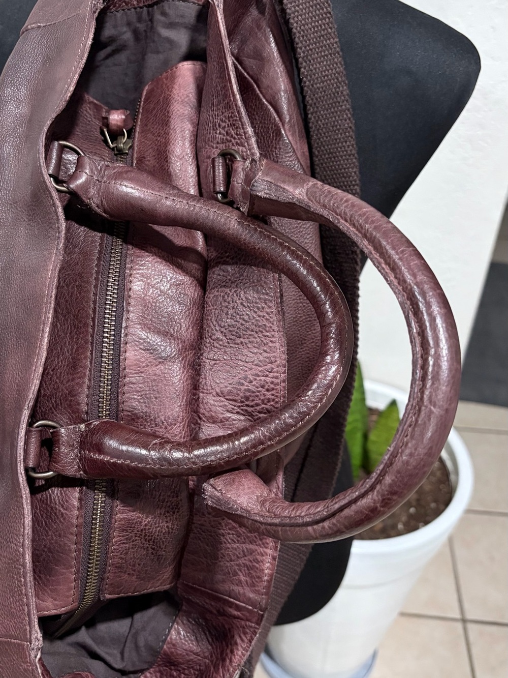 Free People Leslie Burgundy Leather Tote - Picture 9 of 12